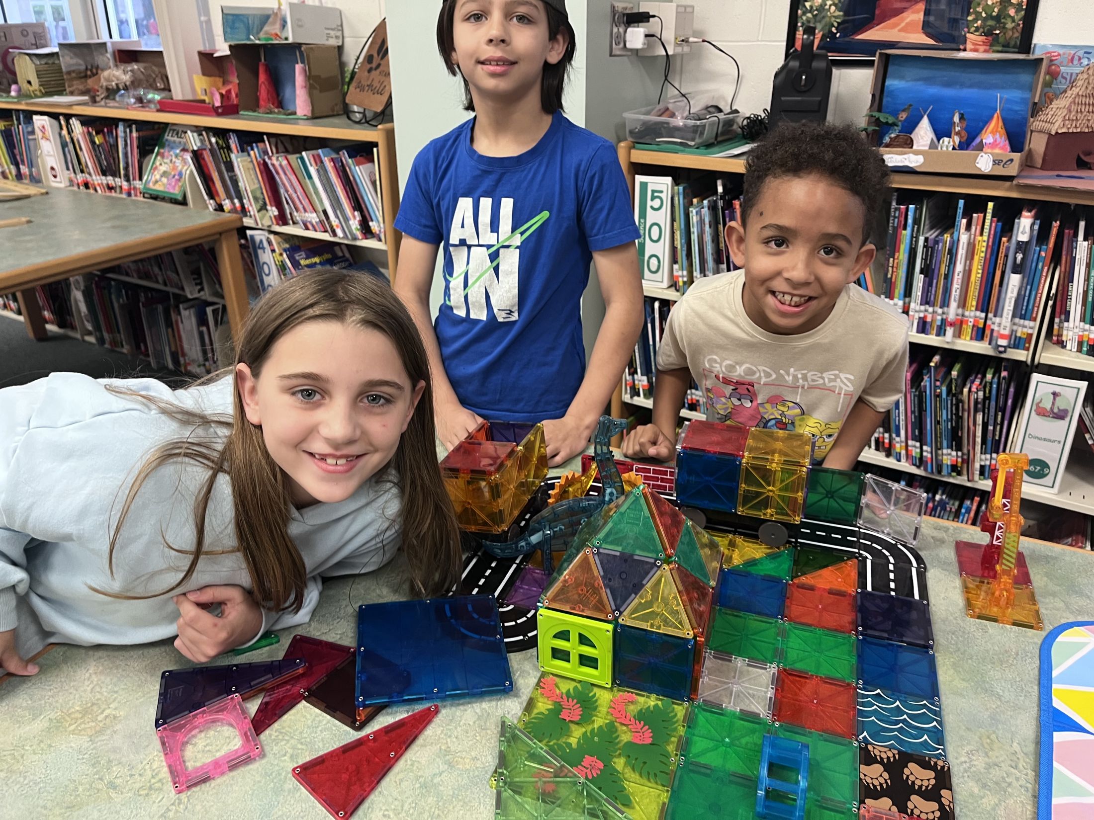 Innovation Station - <p>TOES students had a blast exploring manufacturing and engineering activities from the District Innovation Station!</p>