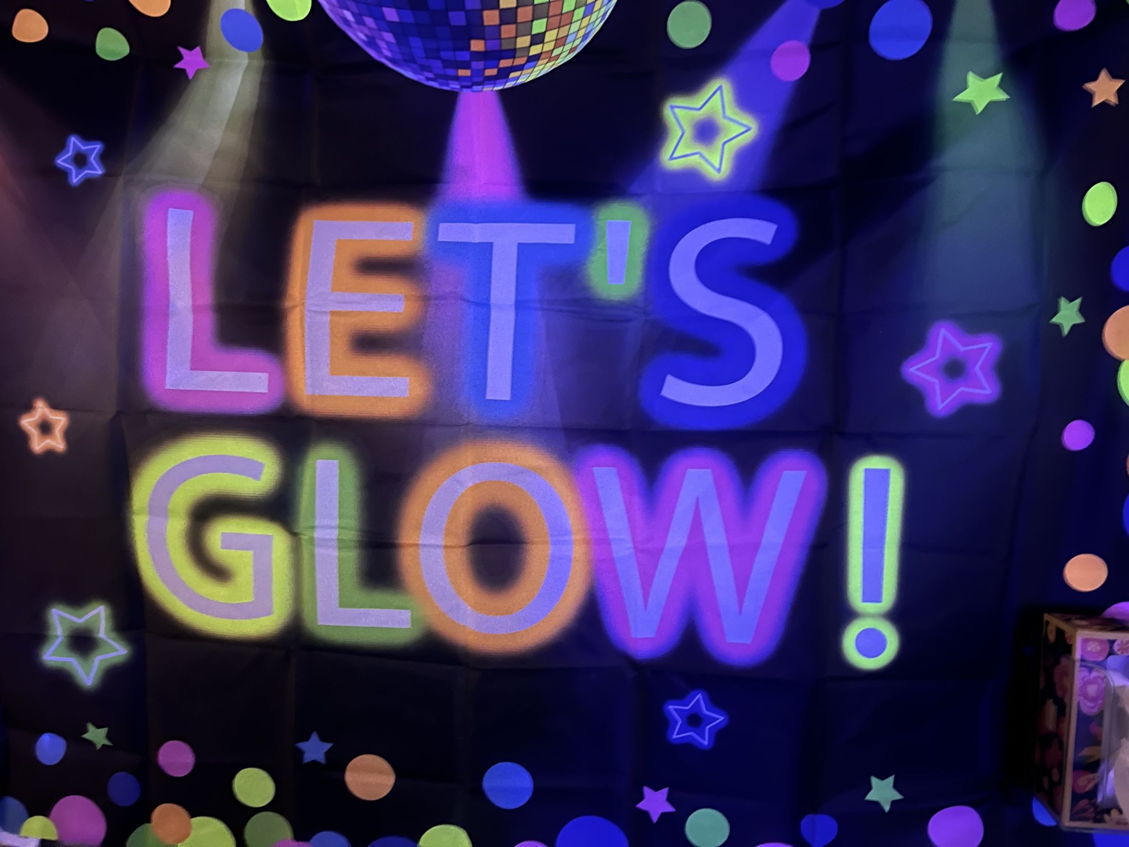Glow Day - <p>3rd Graders are growing and glowing!</p>
