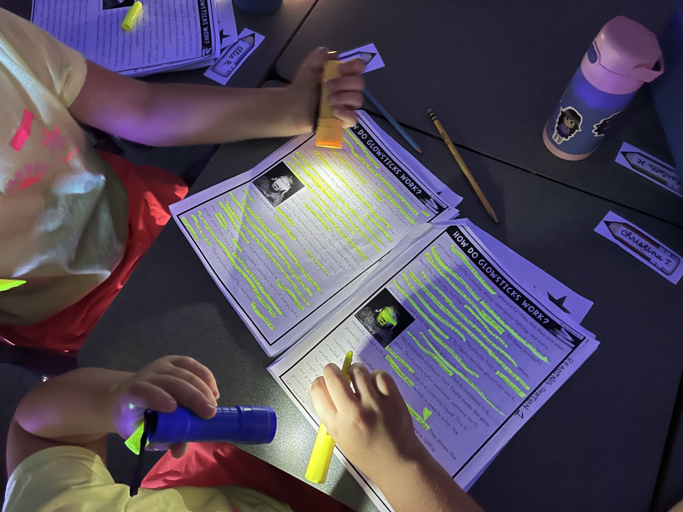 Glow Day - <p>3rd Graders are growing and glowing!</p>