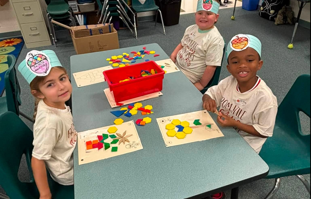 kcamp - <p>We loved welcoming our newest Oakie students and families at Kinder Kick Off! They had the best time and are ready for Kindergarten! A big thank you to the families, volunteers, and staff for supporting this event; it's going to be a great year!</p>